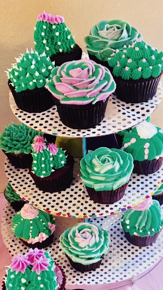succulent cupcake for cactus baby shower | Busy Life Healthy Wife